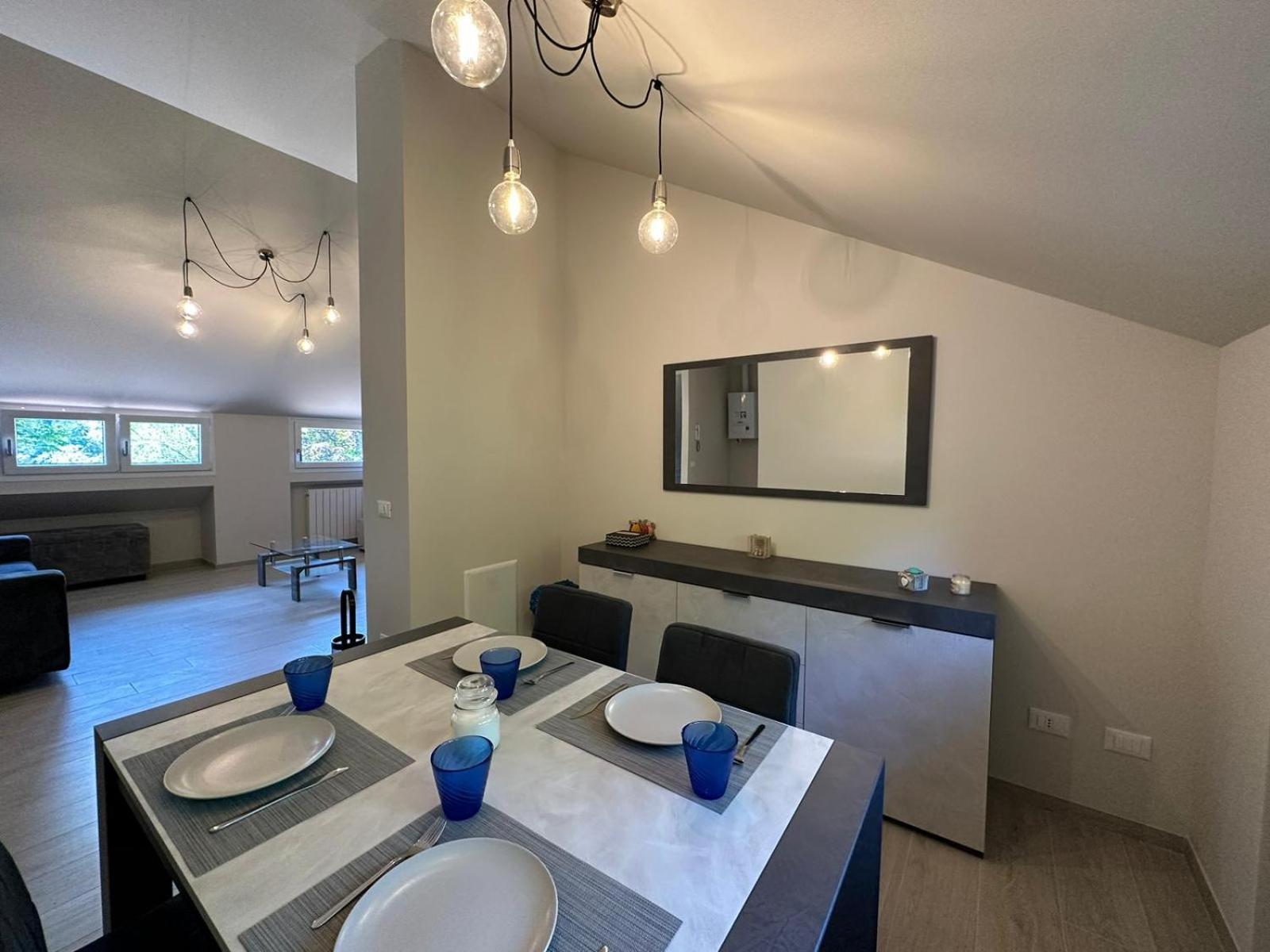 Apartament Mansarda G.A. Clusone Zewnętrze zdjęcie